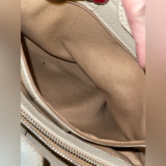 Rossi & Caruso Cream & Black Hand Bag.  Call outs. See pics - Picture 13 of 16